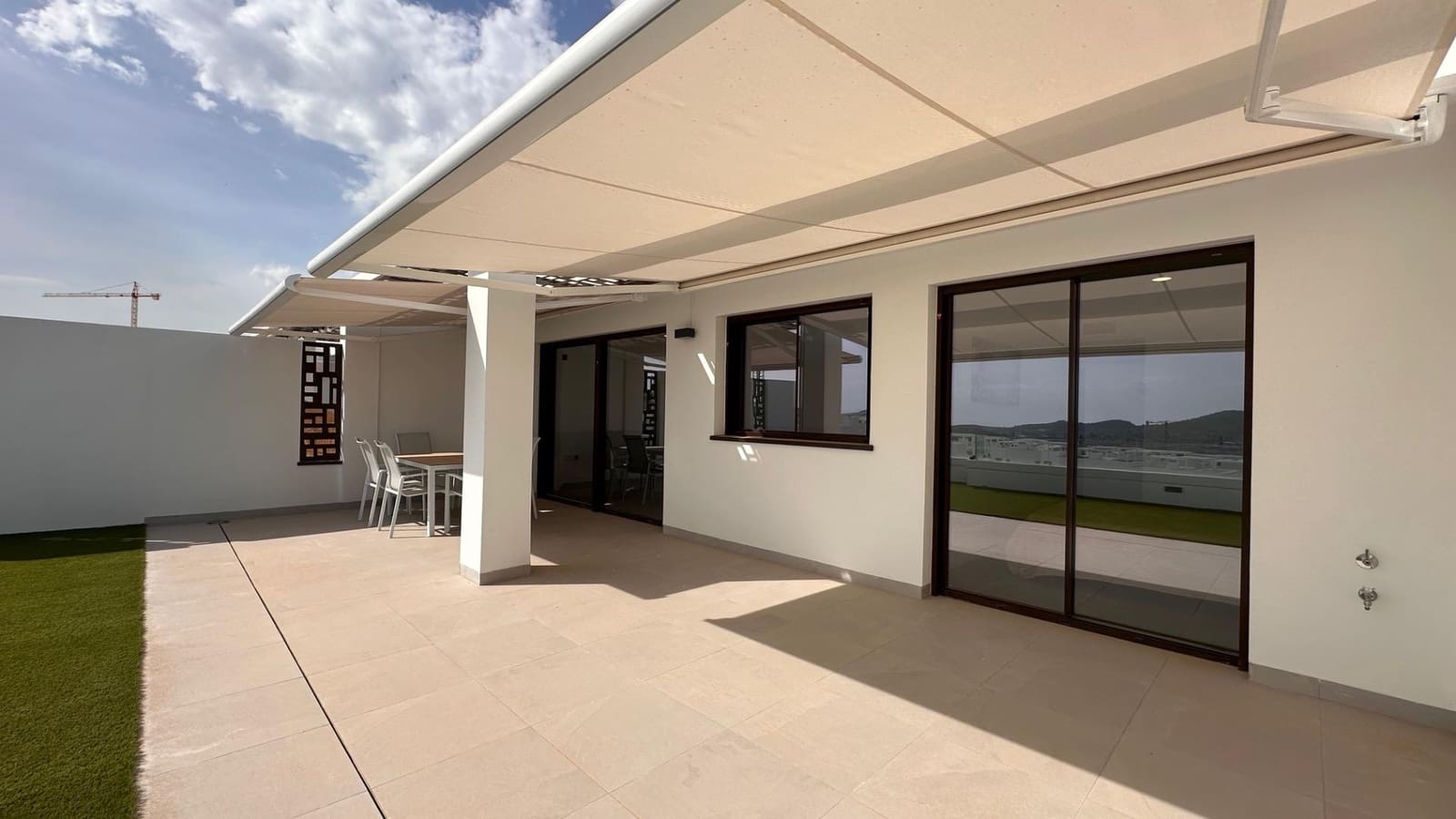 2 bedroom Apartment for rent in Finestrat with pool garage - € 1,850 (Ref: 10131996)