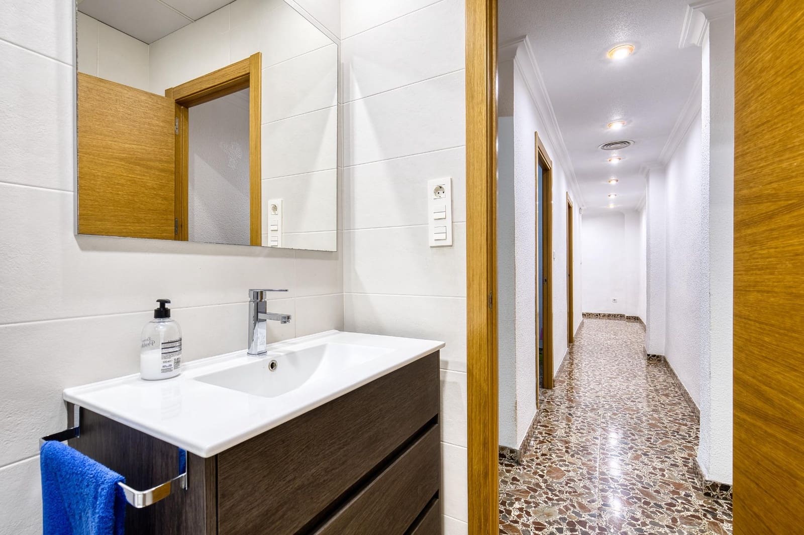 3 bedroom Flat for sale in Elche / Elx with garage - € 155,000 (Ref: 10131998)
