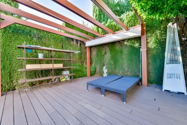 4 slaapkamer Villa te koop in Finestrat met zwembad garage - € 800.000 (Ref: 10136058)