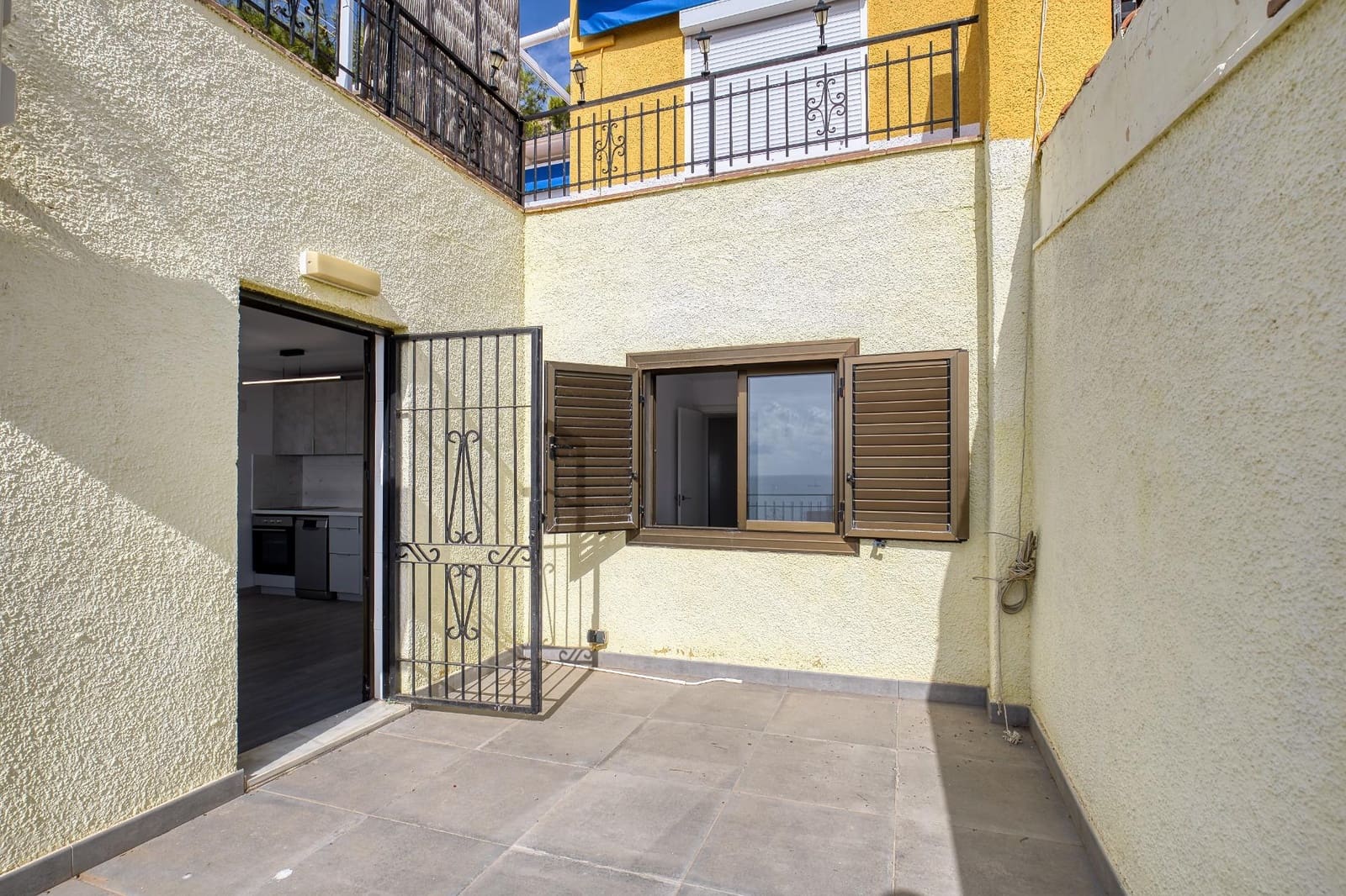 2 soverom Leilighet til salgs i Santa Pola - € 225 000 (Ref: 10142620)