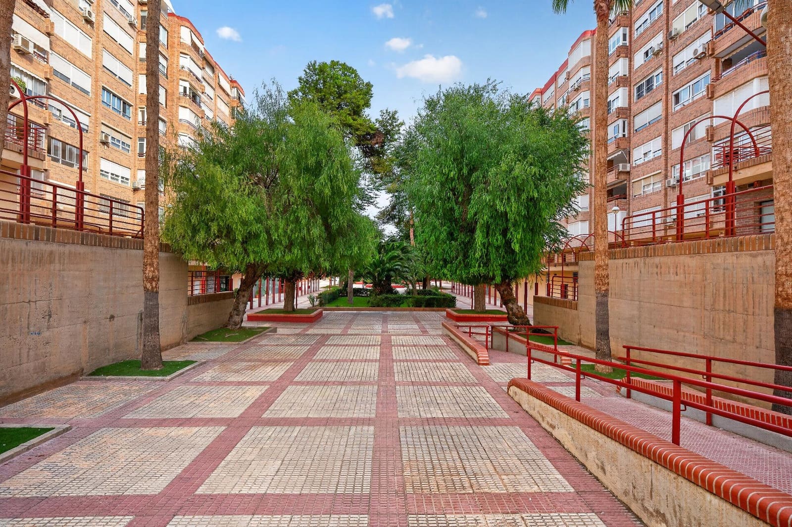 3 soverom Leilighet til salgs i Alicante by med svømmebasseng - € 250 000 (Ref: 10142621)