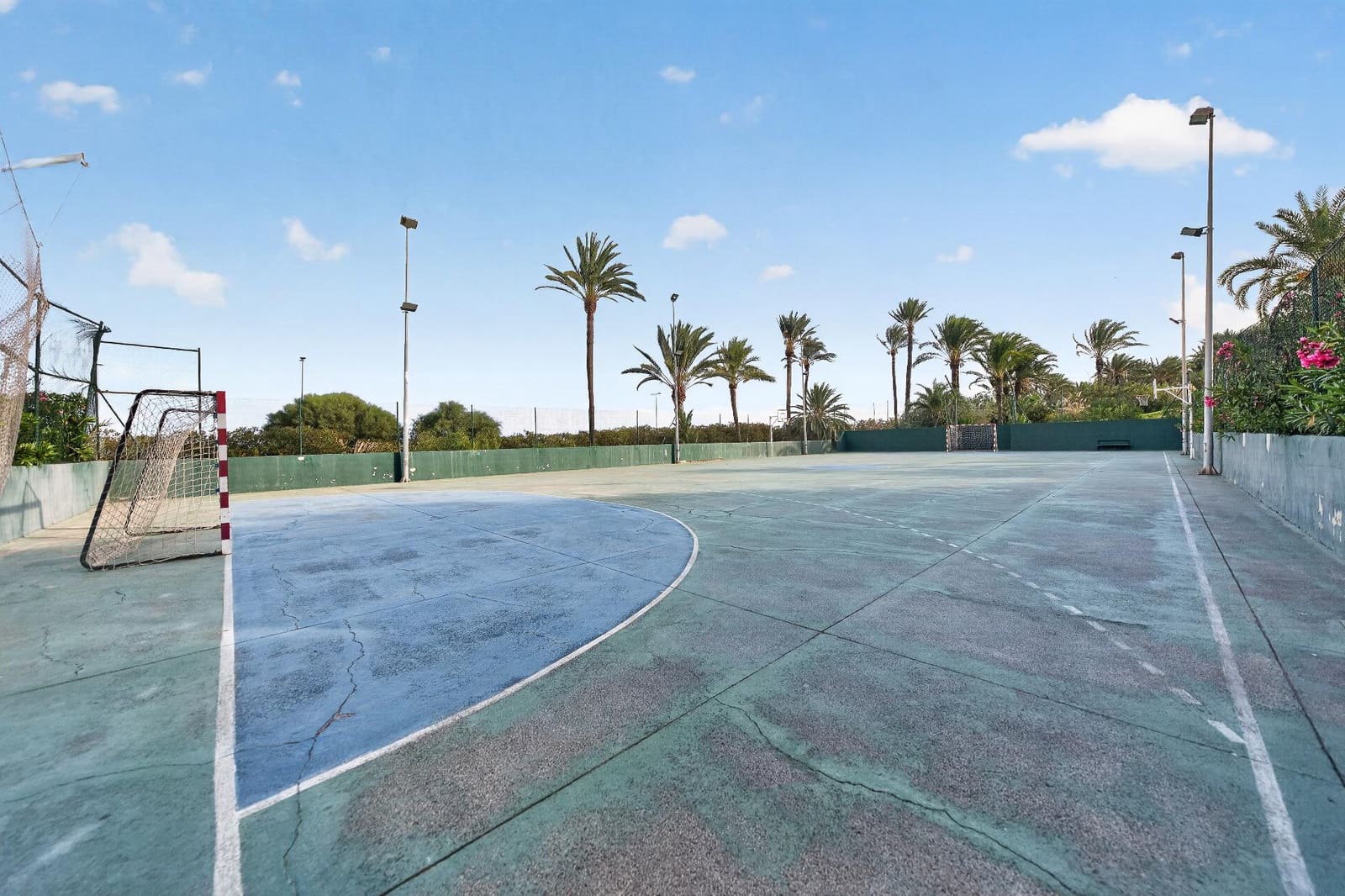 3 soverom Leilighet til salgs i Alicante by med svømmebasseng - € 250 000 (Ref: 10142621)