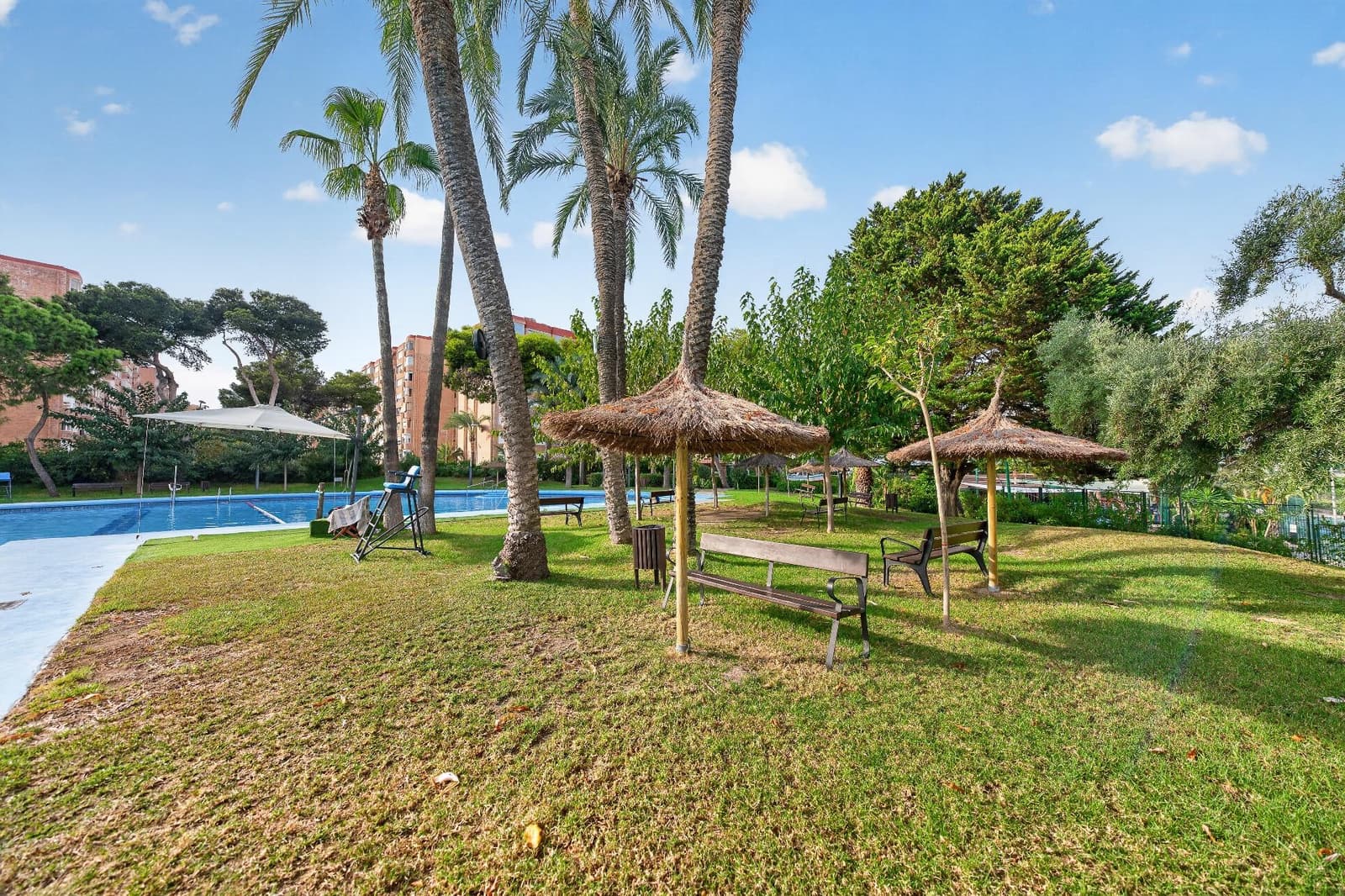 3 soverom Leilighet til salgs i Alicante by med svømmebasseng - € 250 000 (Ref: 10142621)