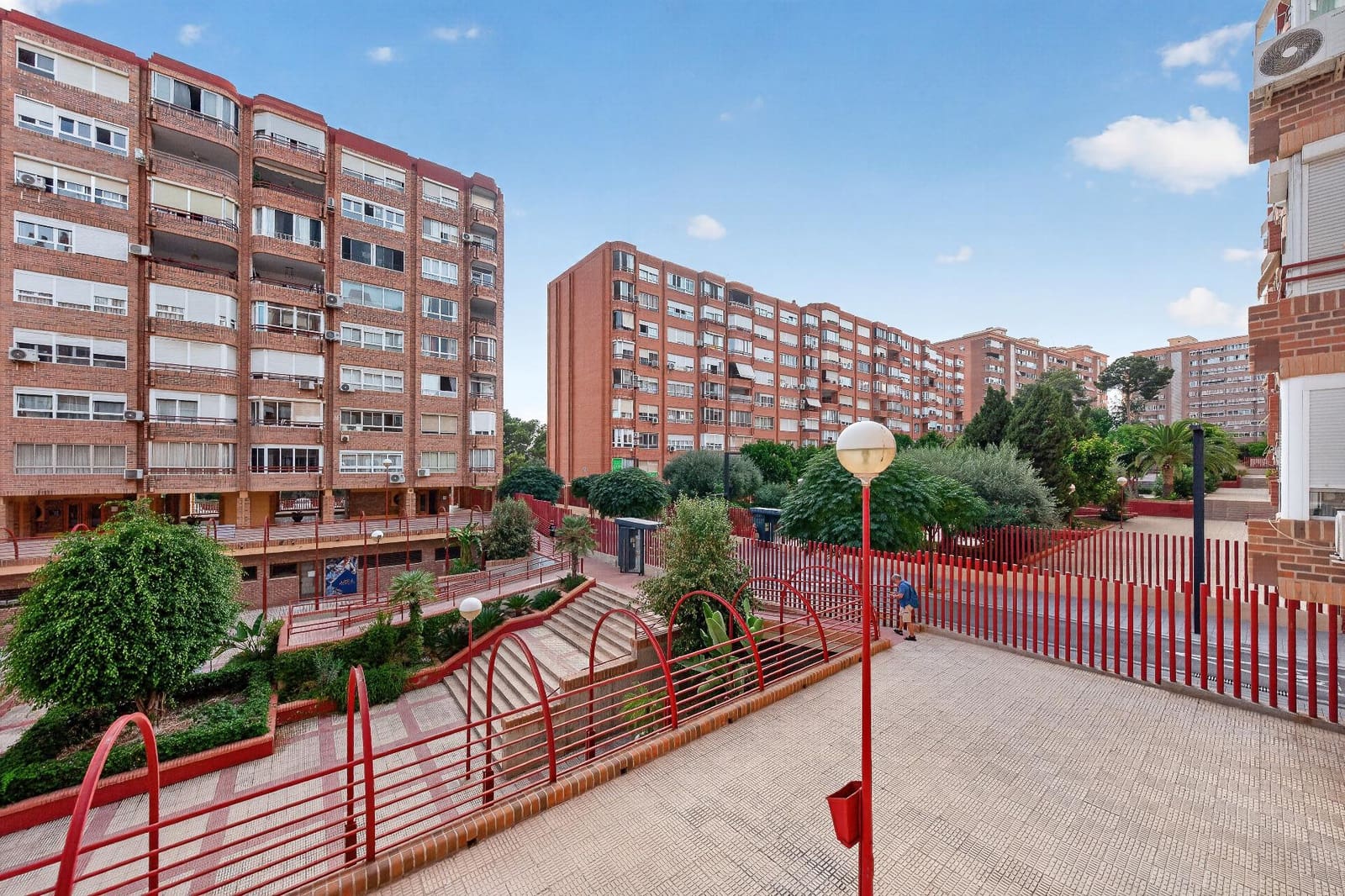 3 soverom Leilighet til salgs i Alicante by med svømmebasseng - € 250 000 (Ref: 10142621)