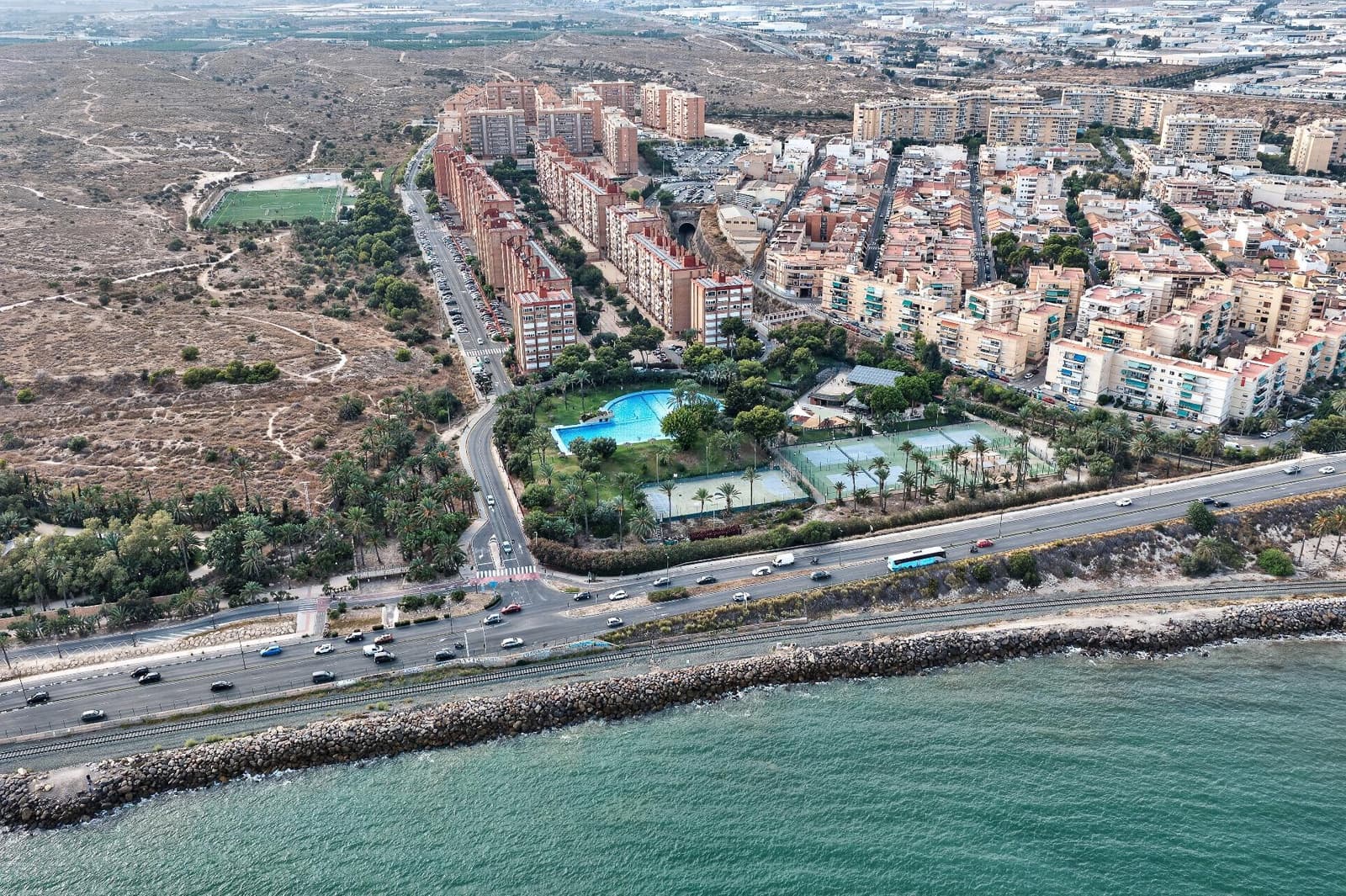 3 soverom Leilighet til salgs i Alicante by med svømmebasseng - € 250 000 (Ref: 10142621)