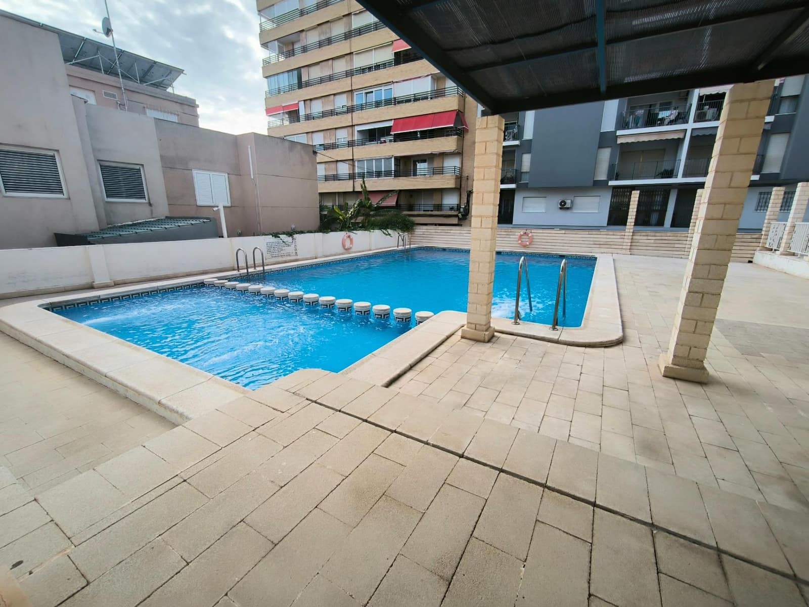 3 bedroom Flat for rent in Santa Pola with pool garage - € 1,500 (Ref: 10142622)