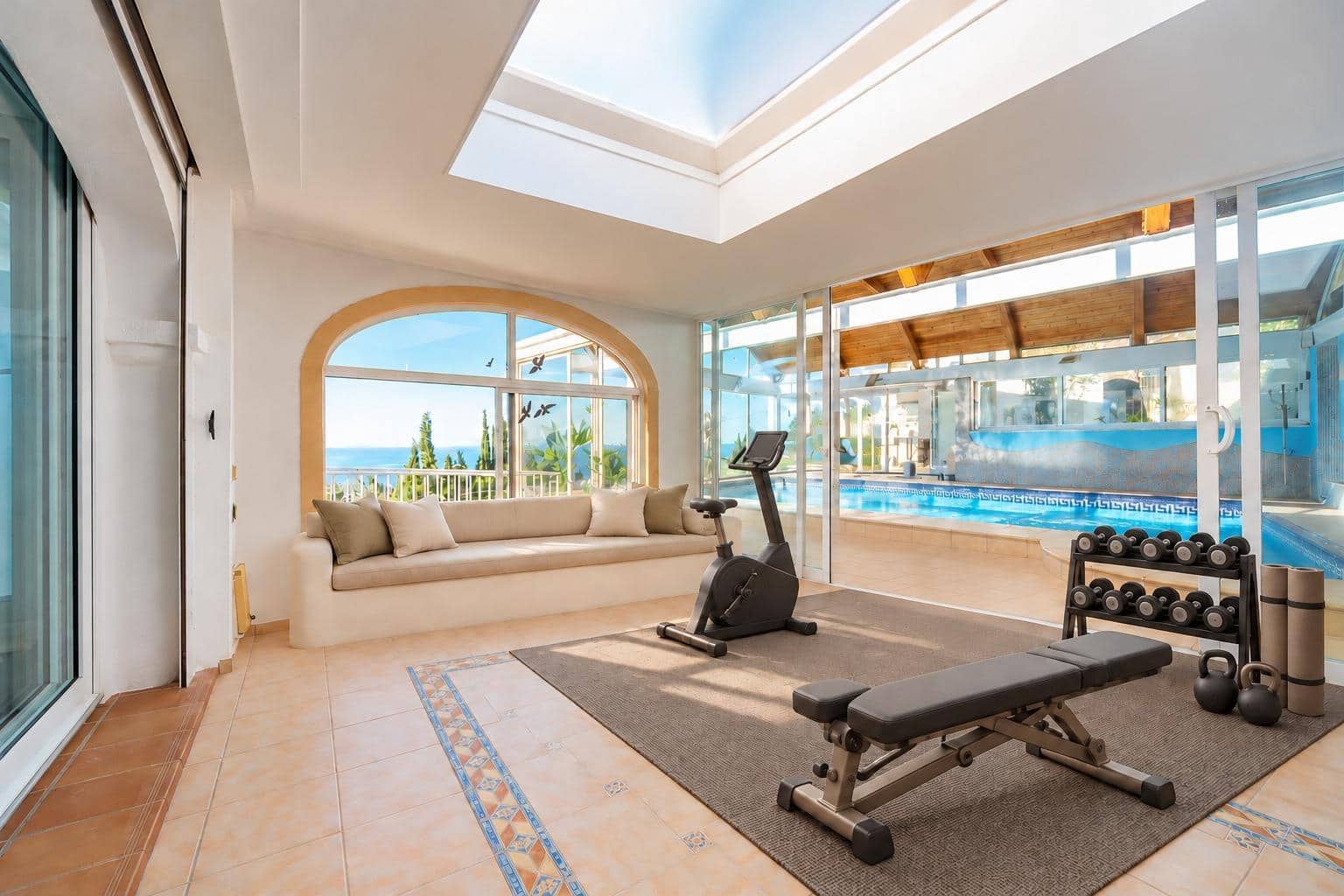 3 soveværelse Villa til salg i Denia med swimmingpool - € 590.000 (Ref: 10155288)