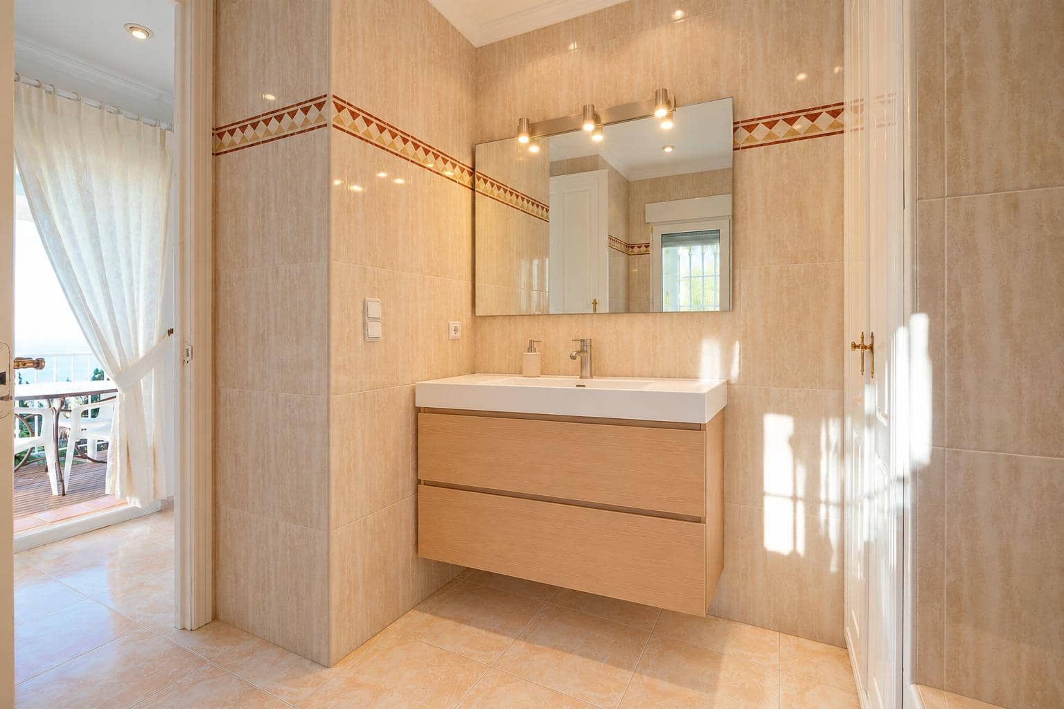 3 soveværelse Villa til salg i Denia med swimmingpool - € 590.000 (Ref: 10155288)