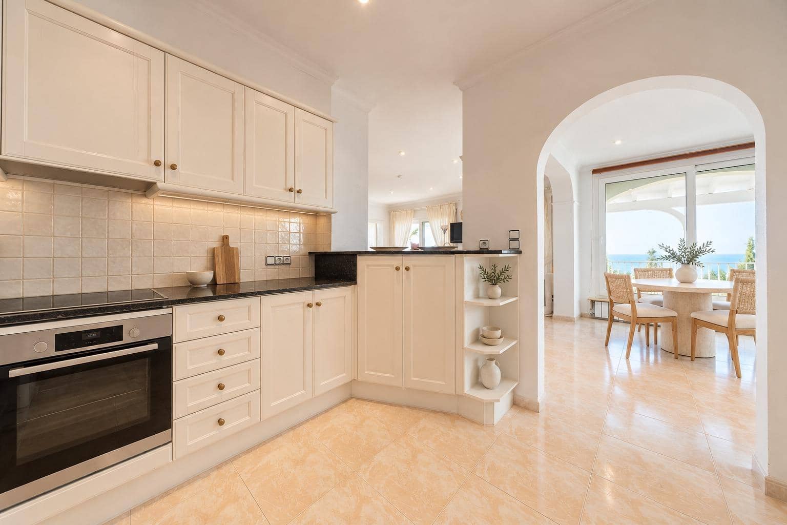 3 soveværelse Villa til salg i Denia med swimmingpool - € 590.000 (Ref: 10155288)