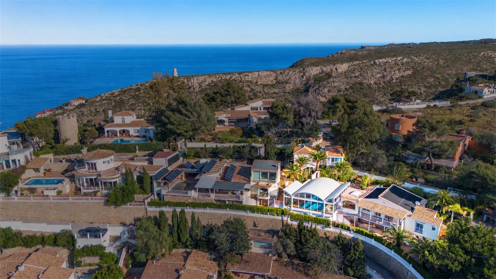 3 soveværelse Villa til salg i Denia med swimmingpool - € 590.000 (Ref: 10155288)