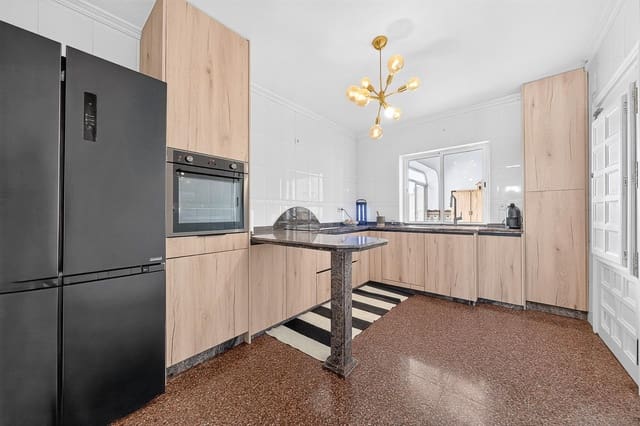 3 soverom Villa til salgs i Muchamiel / Mutxamel med svømmebasseng - € 585 500 (Ref: 10157915)
