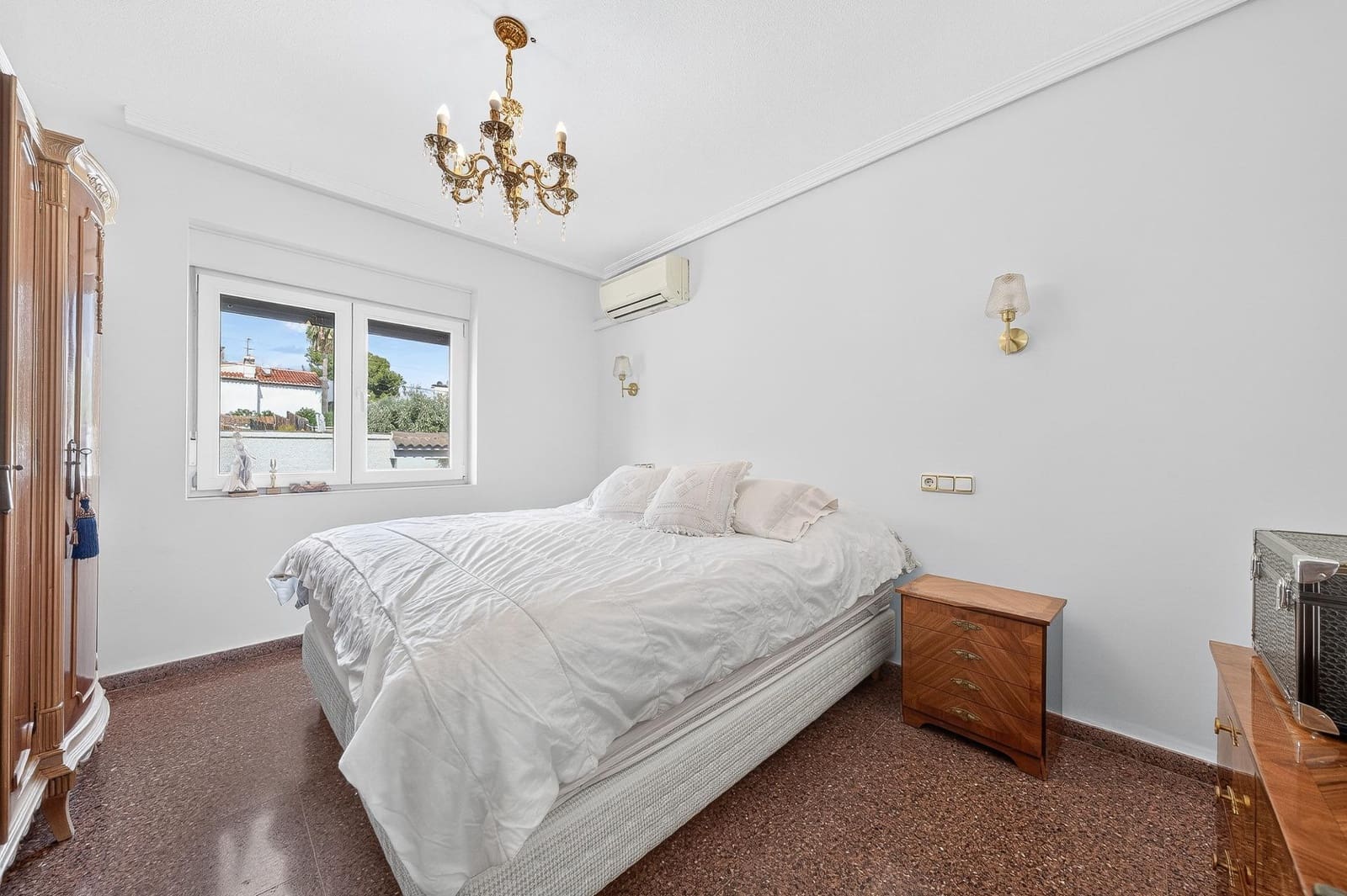 3 bedroom Villa for sale in Muchamiel / Mutxamel with pool - € 585,500 (Ref: 10157915)