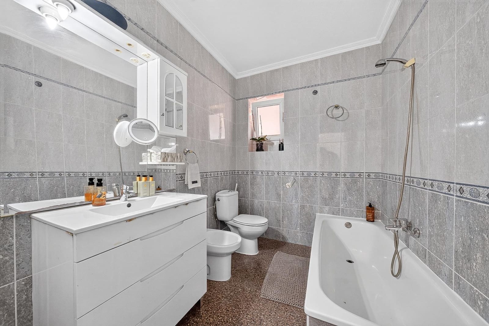 3 bedroom Villa for sale in Muchamiel / Mutxamel with pool - € 585,500 (Ref: 10157915)