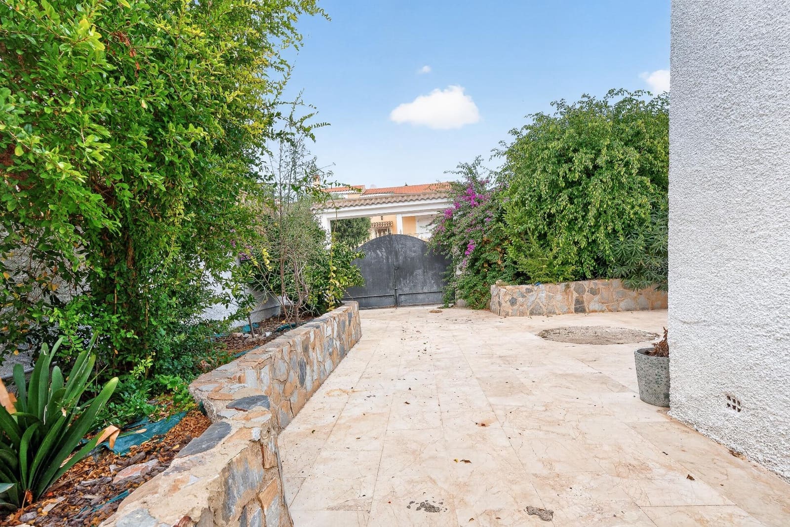 3 bedroom Villa for sale in Muchamiel / Mutxamel with pool - € 585,500 (Ref: 10157915)