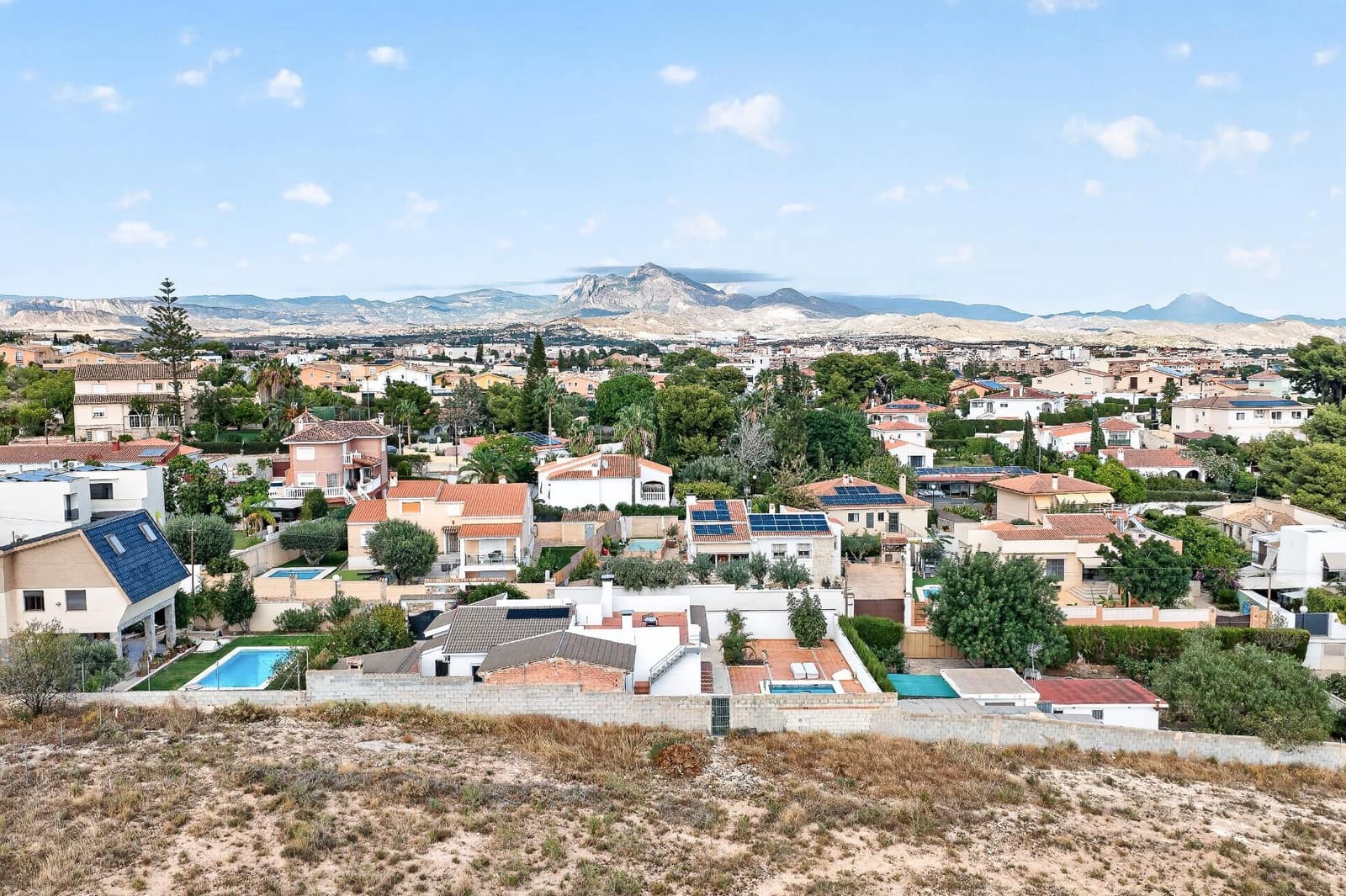 3 bedroom Villa for sale in Muchamiel / Mutxamel with pool - € 585,500 (Ref: 10157915)