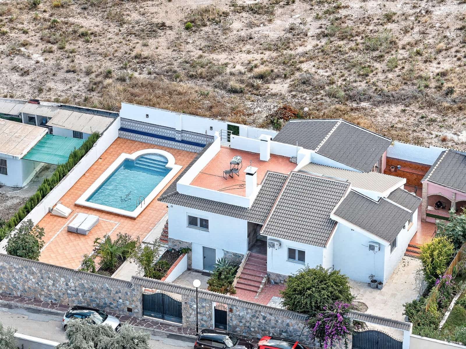 3 bedroom Villa for sale in Muchamiel / Mutxamel with pool - € 585,500 (Ref: 10157915)