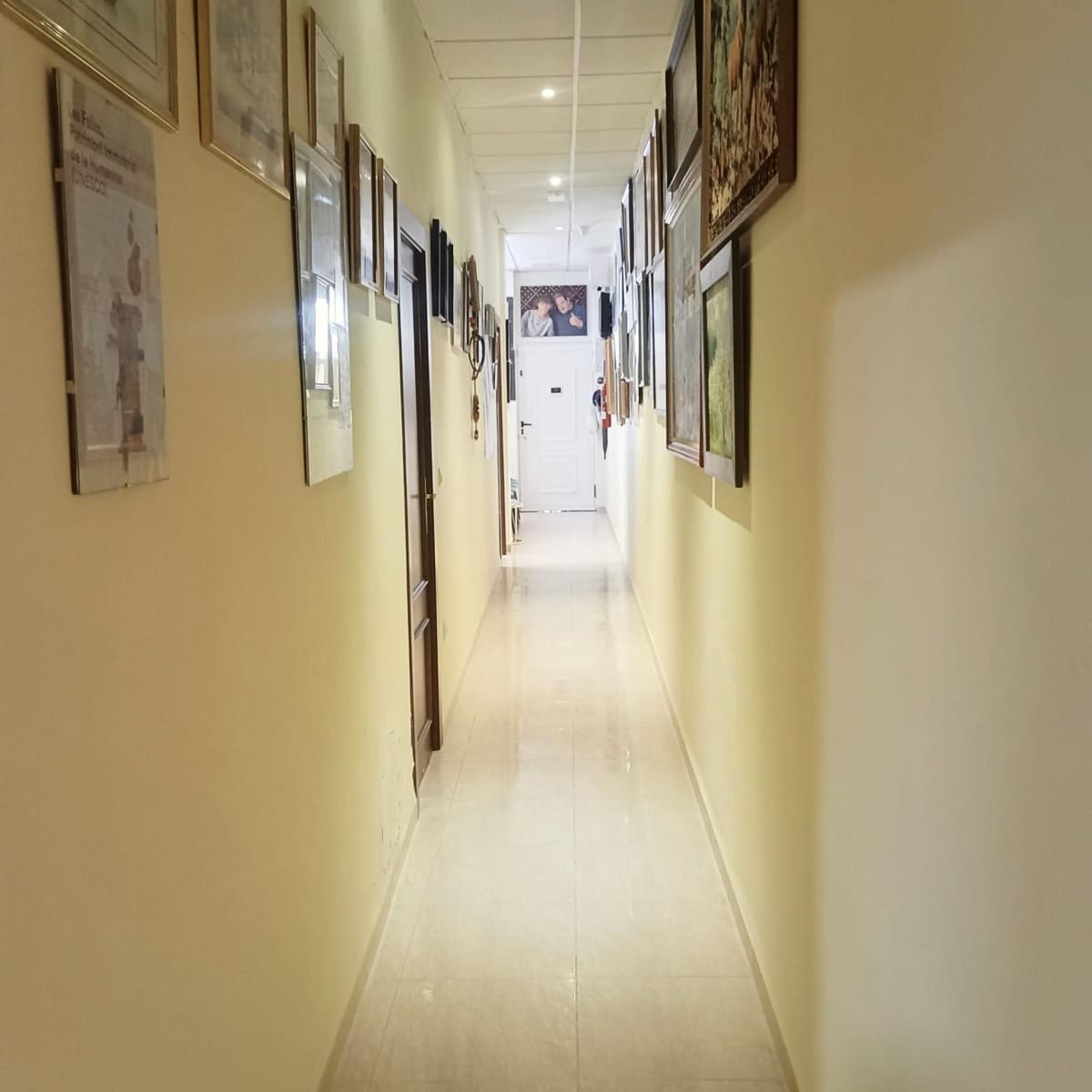 8 bedroom Commercial for sale in Benidorm with garage - € 450,000 (Ref: 10161516)
