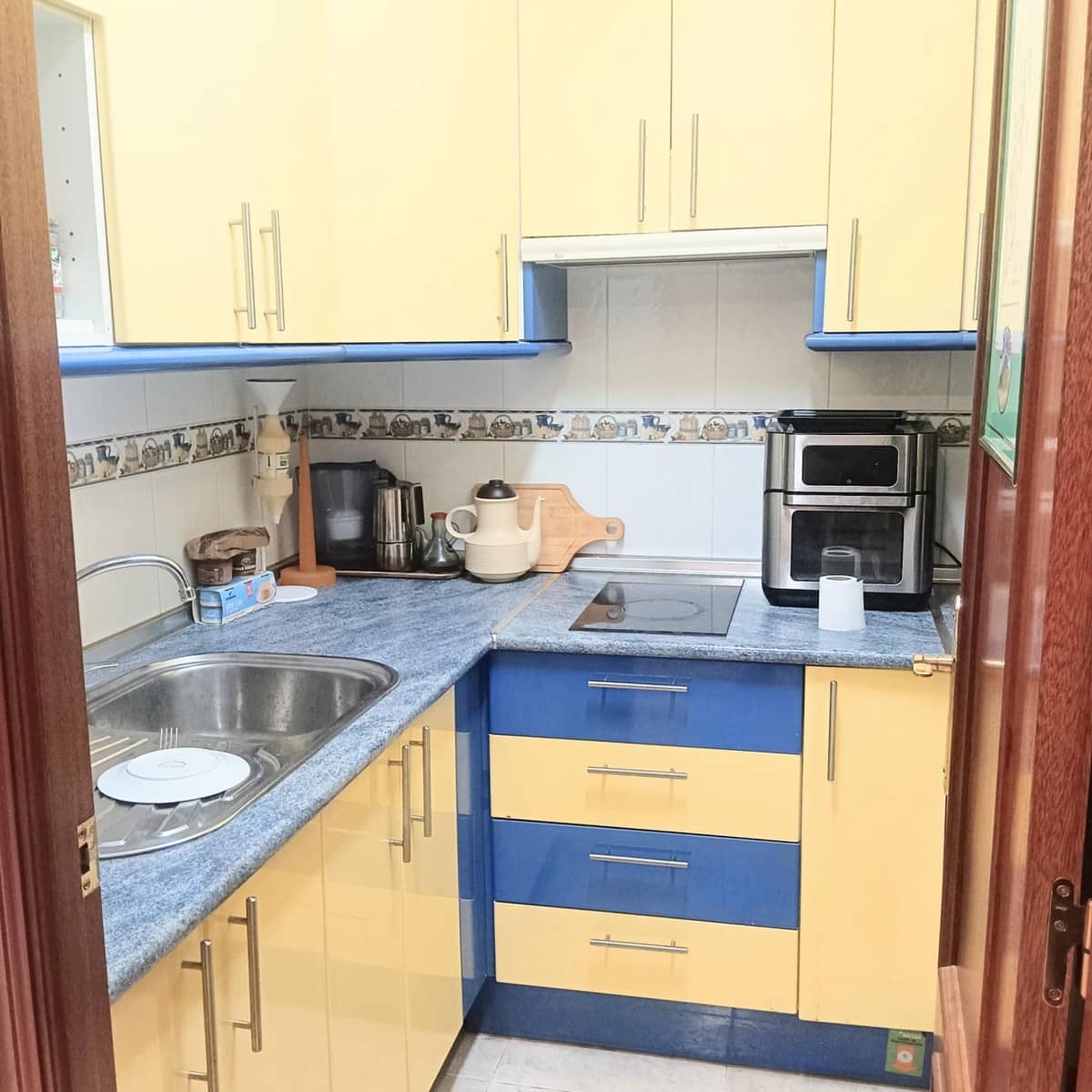 8 bedroom Commercial for sale in Benidorm with garage - € 450,000 (Ref: 10161516)