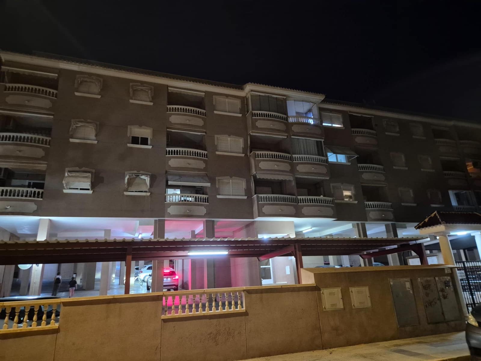 3 soveværelse Lejlighed til leje i Santa Pola med swimmingpool garage - € 700 (Ref: 10165043)