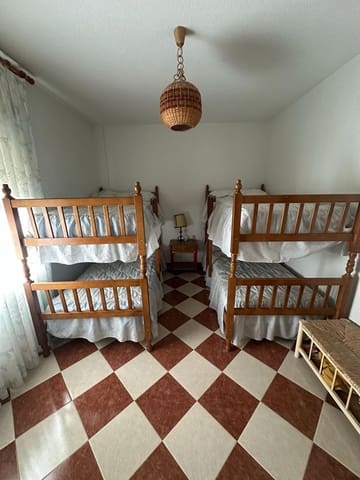 3 soveværelse Lejlighed til salg i Alicante by - € 1.049.000 (Ref: 10166677)