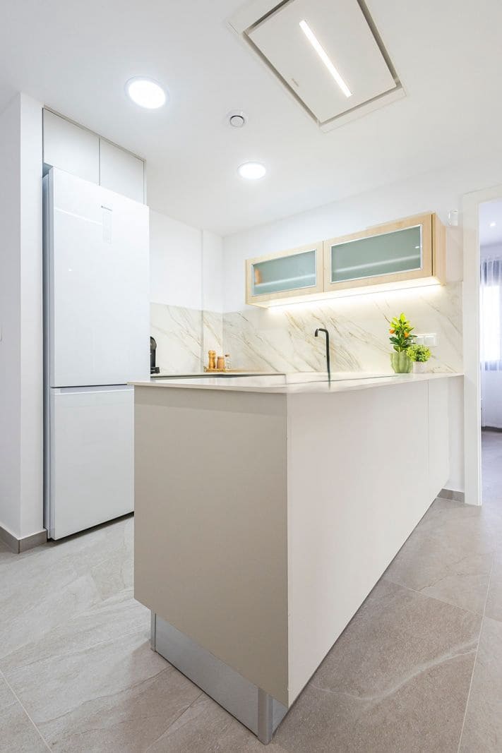 2 soverom Leilighet til salgs i Torrevieja med svømmebasseng garasje - € 269 000 (Ref: 10166678)