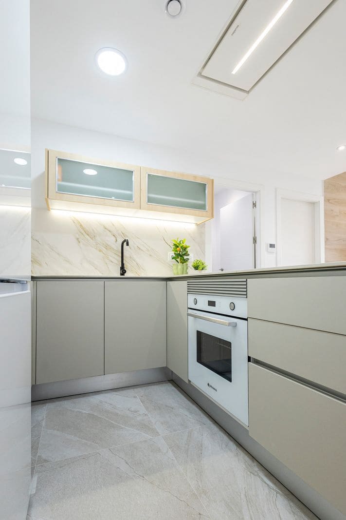 2 soverom Leilighet til salgs i Torrevieja med svømmebasseng garasje - € 269 000 (Ref: 10166678)