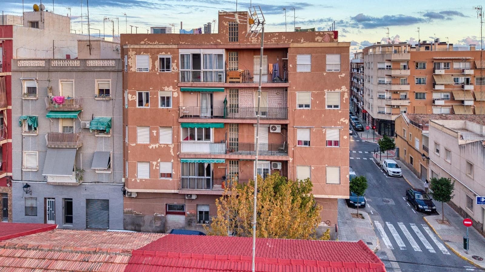 3 makuuhuone Asunto myytävänä paikassa Elche / Elx - 119 000 € (Ref: 10171619)