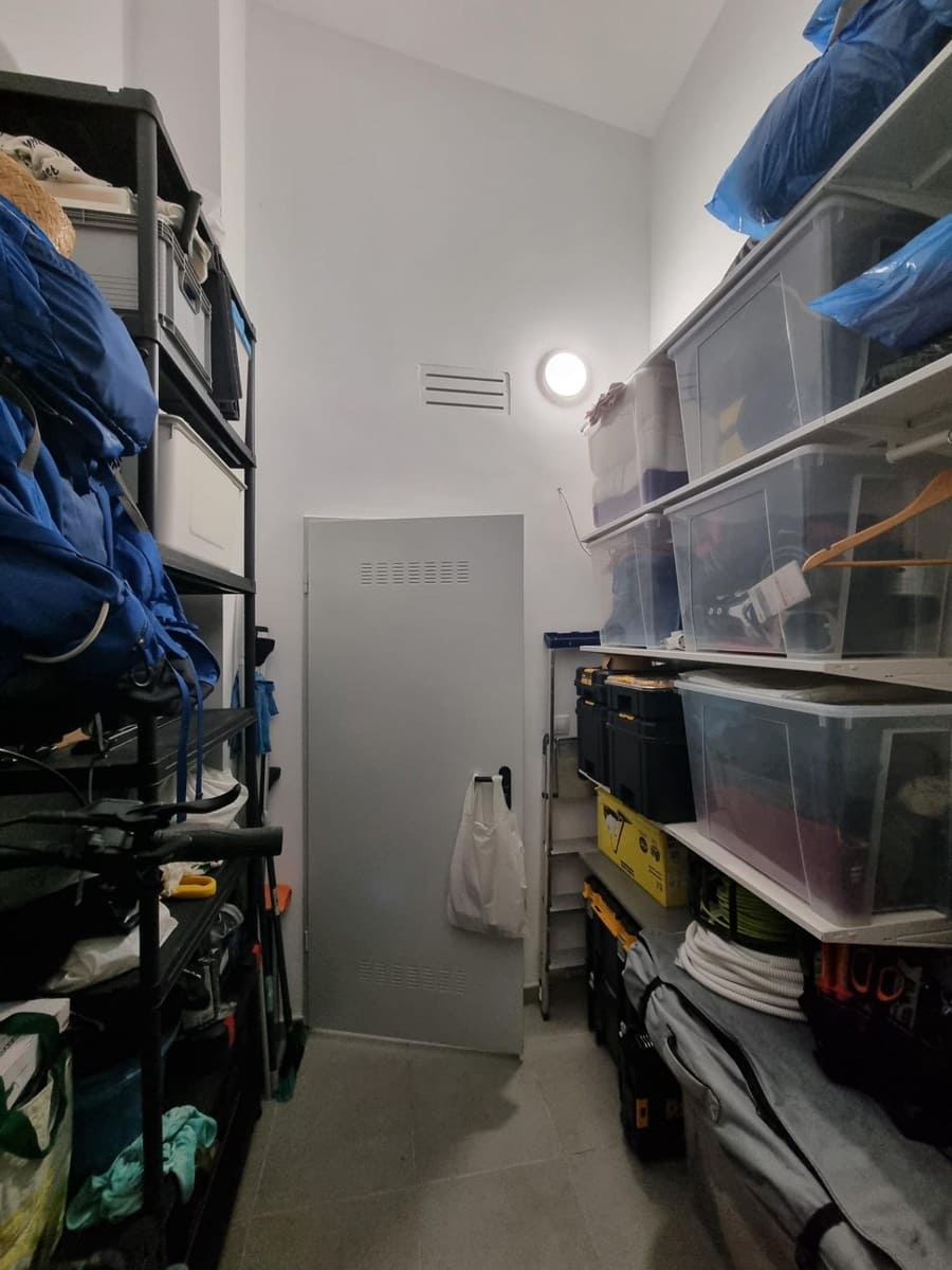 Piso de 2 habitaciones en El Campello en venta con piscina garaje - 477.000 € (Ref: 10171621)