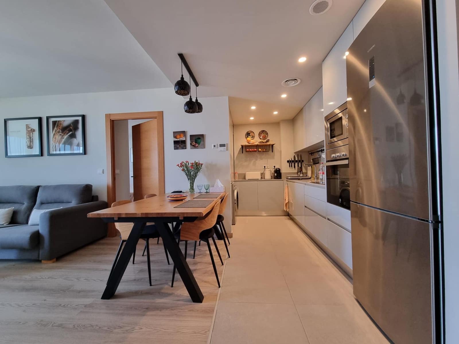 Piso de 2 habitaciones en El Campello en venta con piscina garaje - 477.000 € (Ref: 10171621)