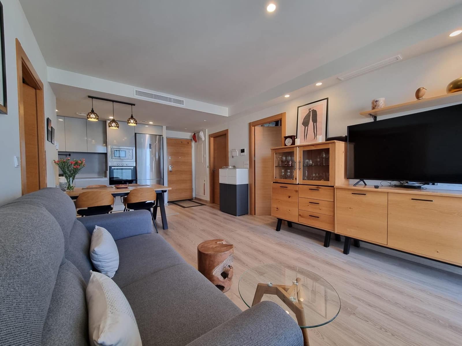 Piso de 2 habitaciones en El Campello en venta con piscina garaje - 477.000 € (Ref: 10171621)