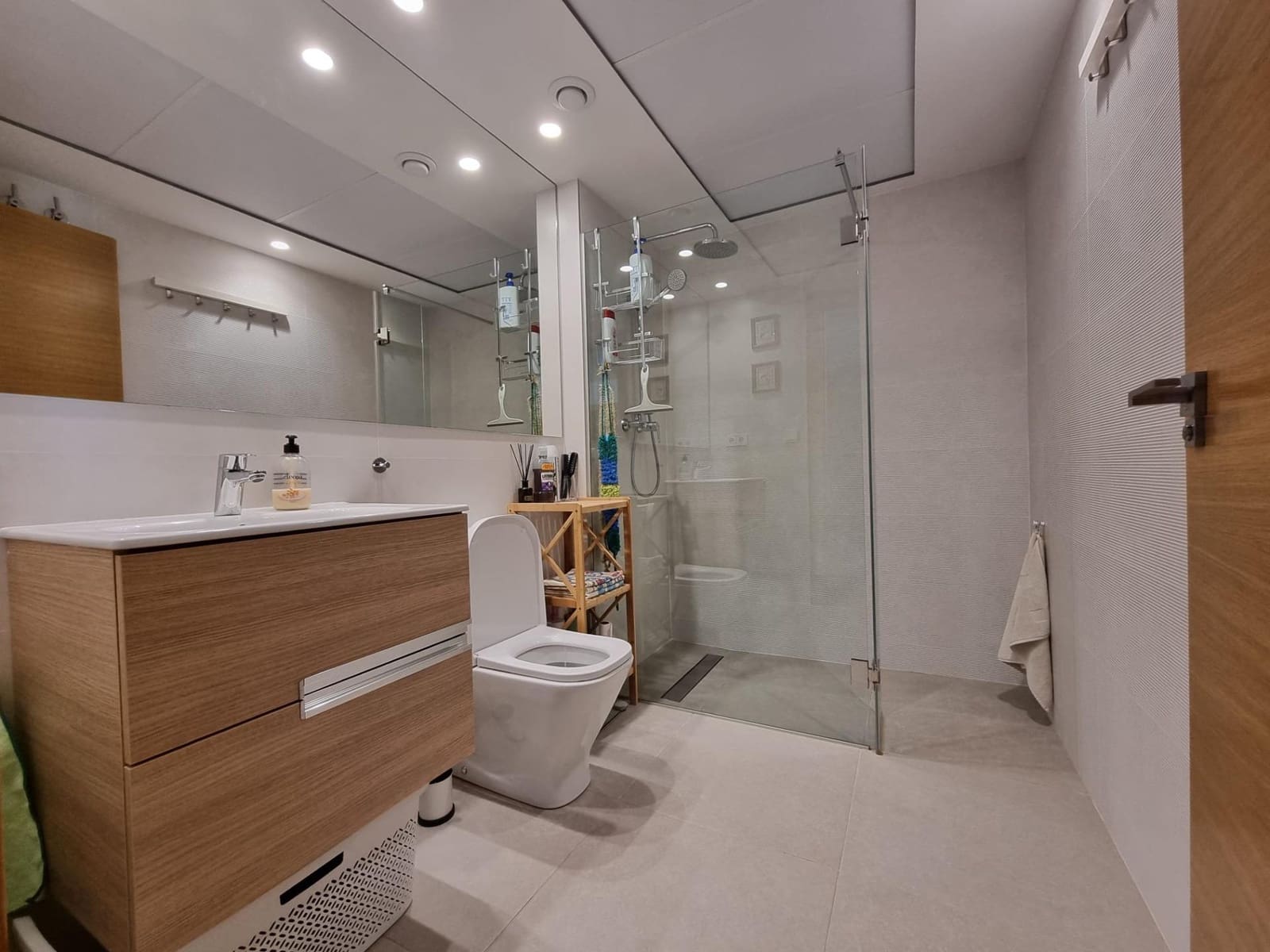 Piso de 2 habitaciones en El Campello en venta con piscina garaje - 477.000 € (Ref: 10171621)