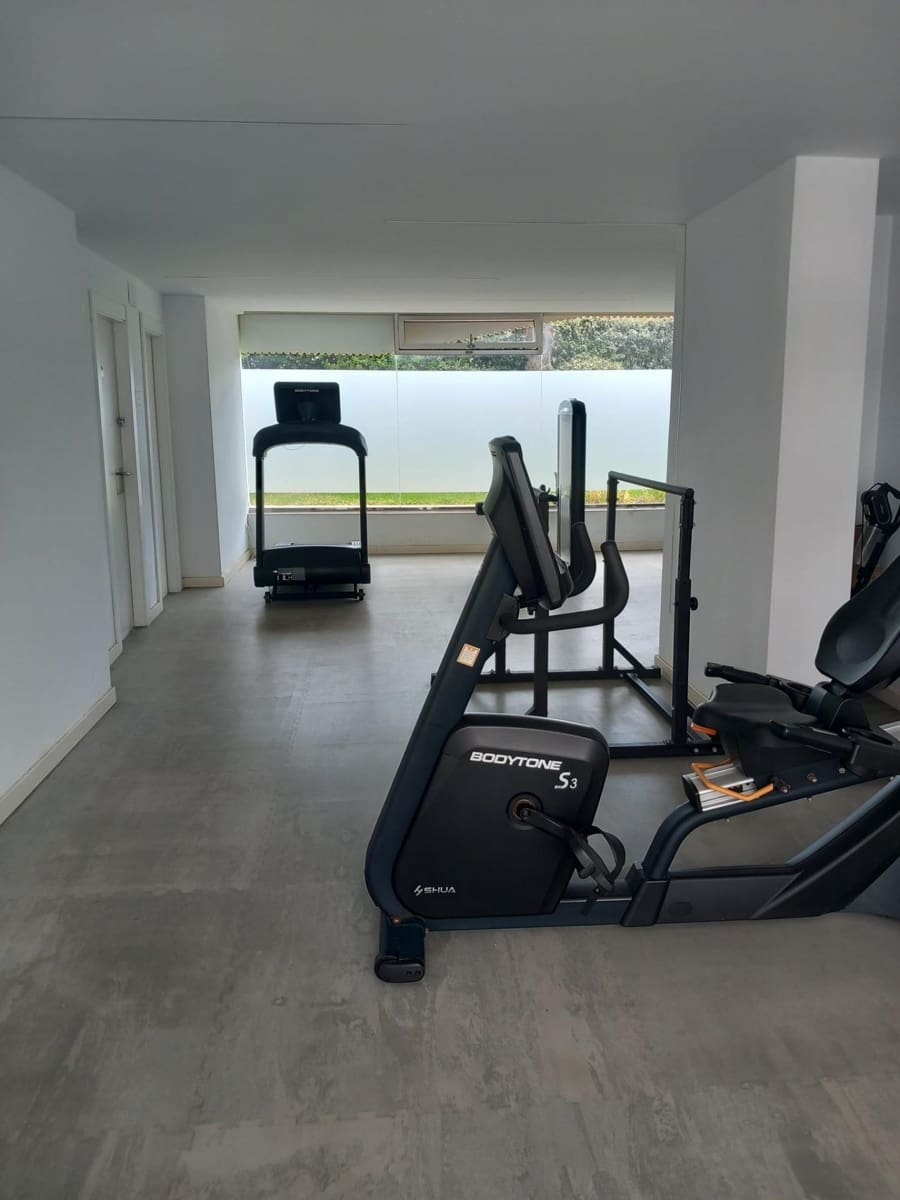 2 soverom Leilighet til salgs i Playa de San Juan med svømmebasseng garasje - € 850 000 (Ref: 10171624)