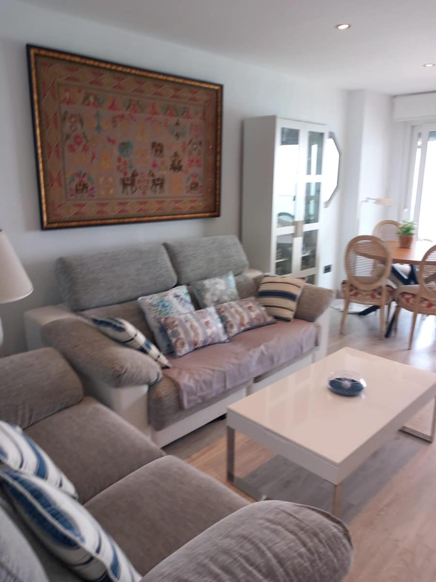 2 soverom Leilighet til salgs i Playa de San Juan med svømmebasseng garasje - € 850 000 (Ref: 10171624)