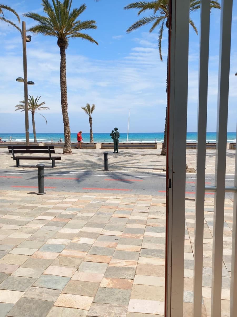 2 soverom Leilighet til salgs i Playa de San Juan med svømmebasseng garasje - € 850 000 (Ref: 10171624)