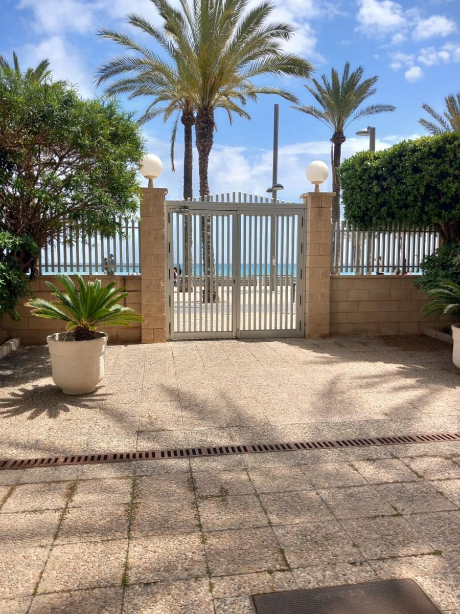 2 soverom Leilighet til salgs i Playa de San Juan med svømmebasseng garasje - € 850 000 (Ref: 10171624)