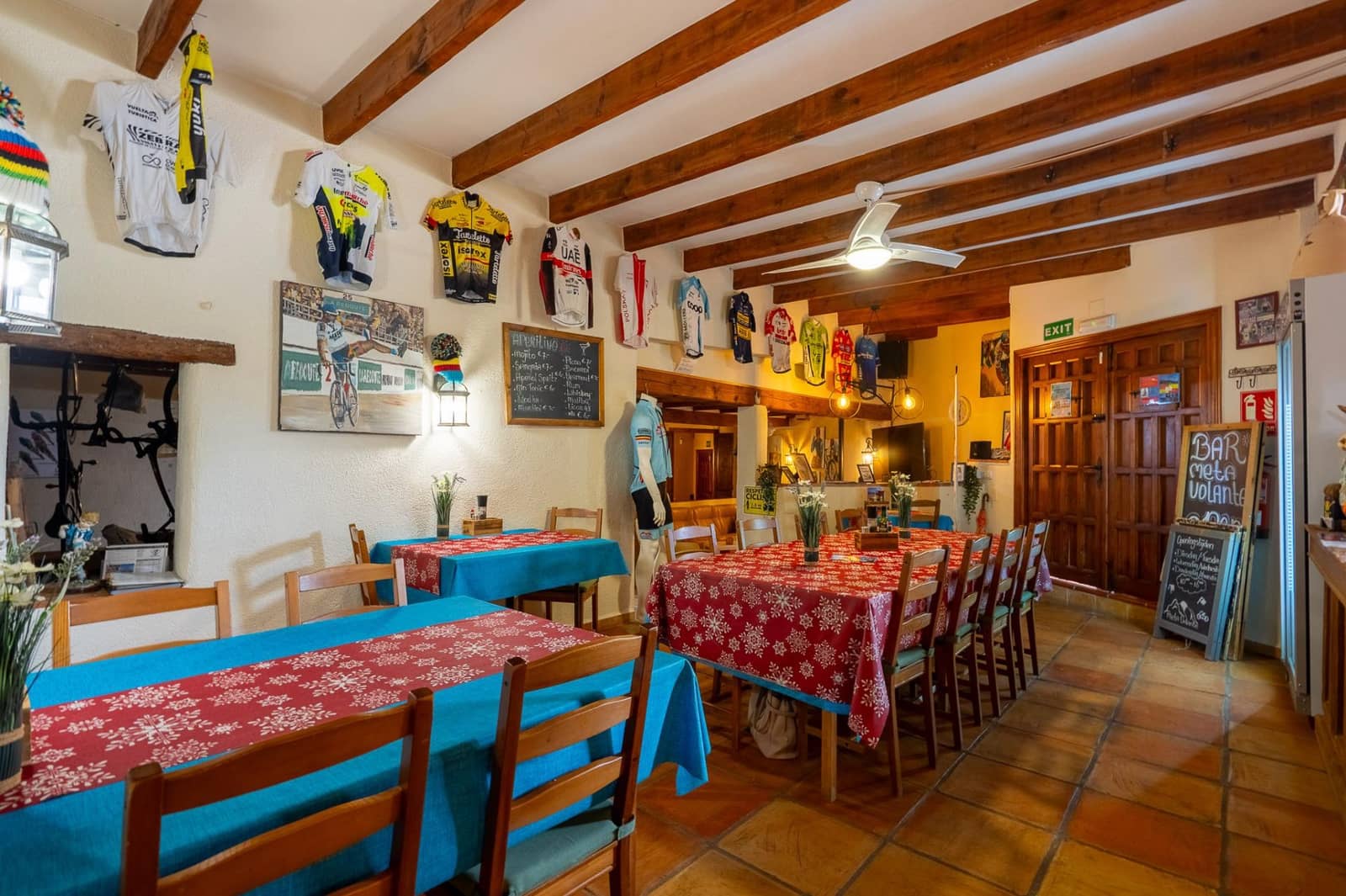 6 chambre Local Commercial à vendre à Sagra - 549 000 € (Ref: 10171628)