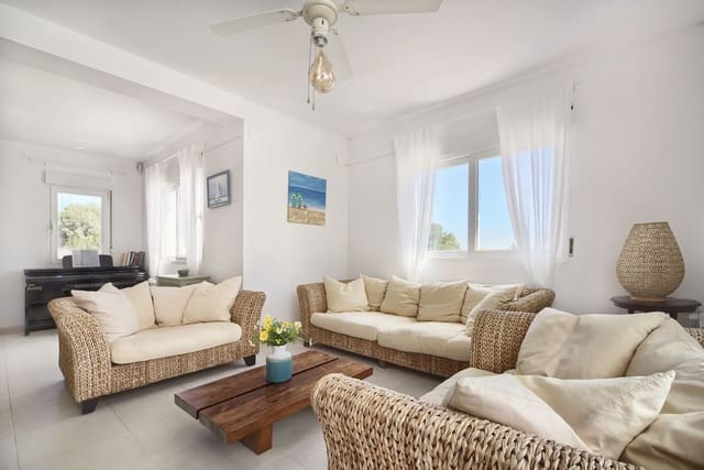 4 soverom Villa til salgs i Javea / Xàbia med svømmebasseng - € 749 000 (Ref: 10171629)