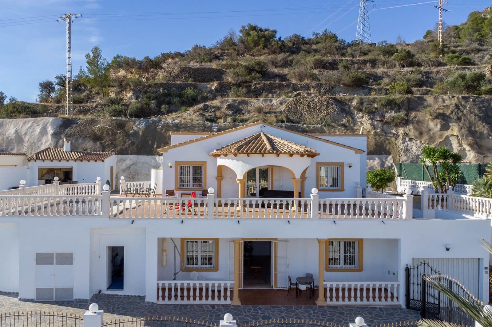 4 soveværelse Villa til salg i Calpe / Calp med swimmingpool garage - € 649.000 (Ref: 10171646)