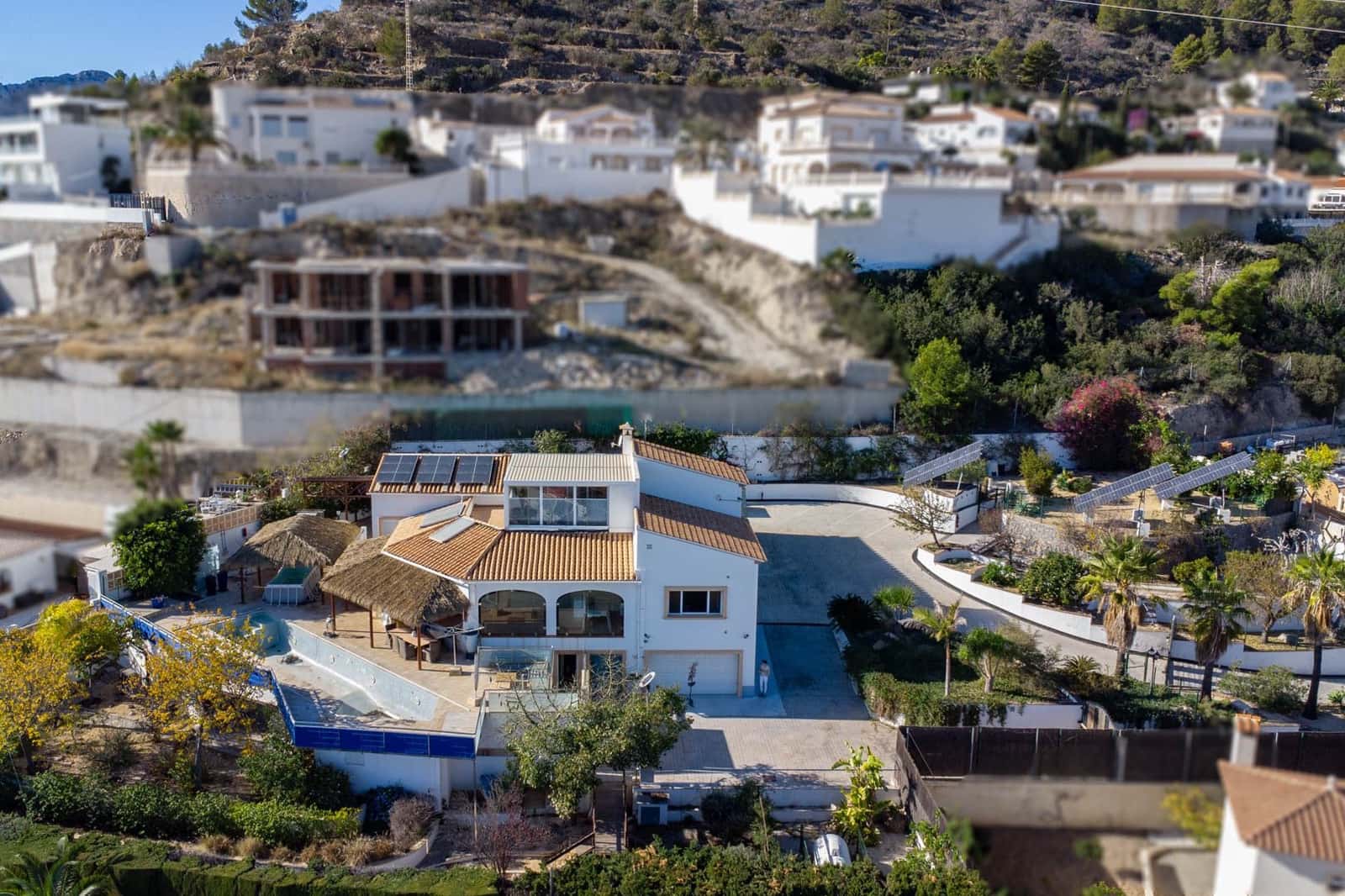 3 soverom Villa til salgs i Calpe / Calp med svømmebasseng garasje - € 1 100 000 (Ref: 10171669)