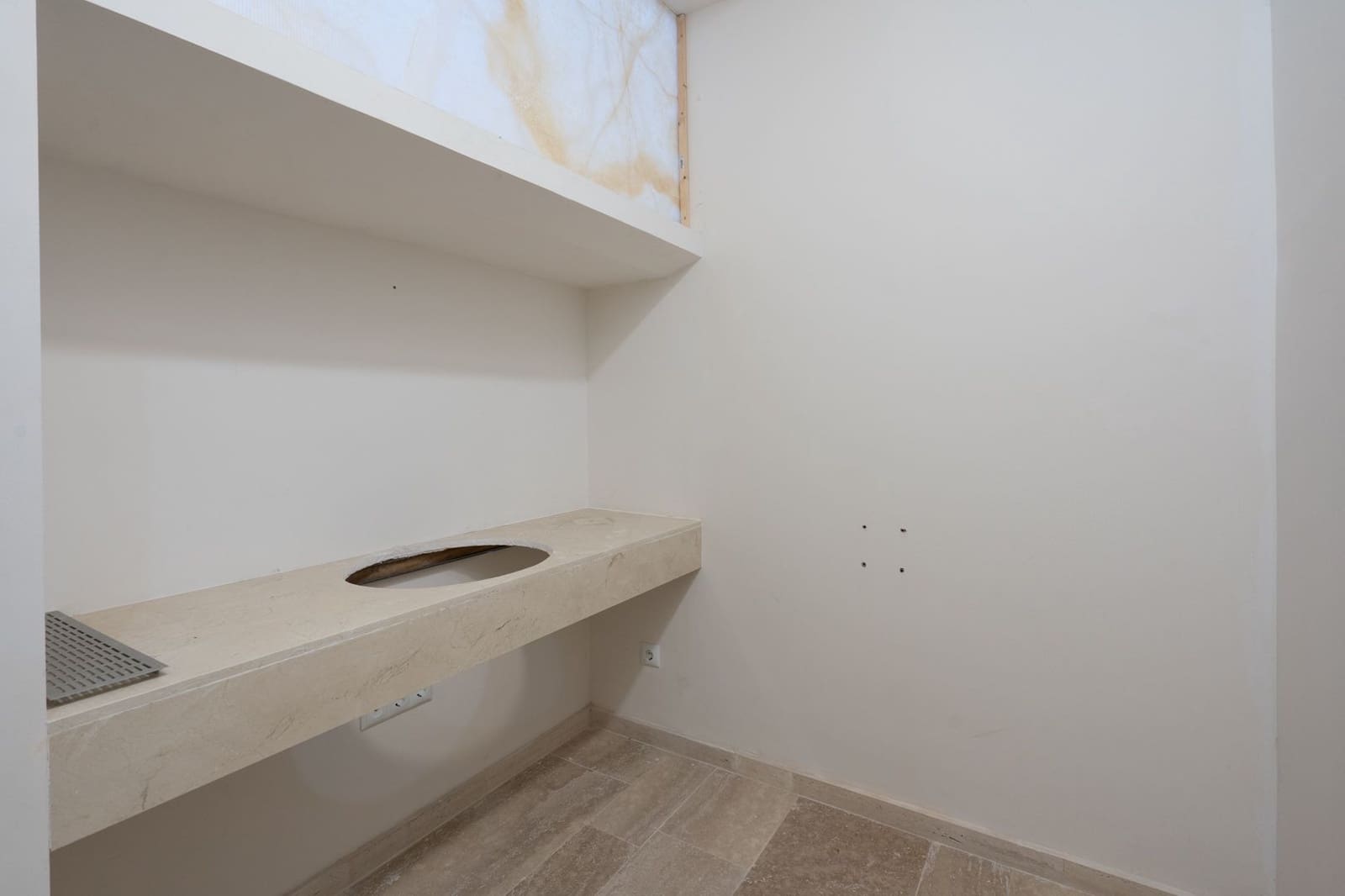 3 quarto Comercial para venda em Benissa com piscina garagem - 1 000 000 € (Ref: 10171692)