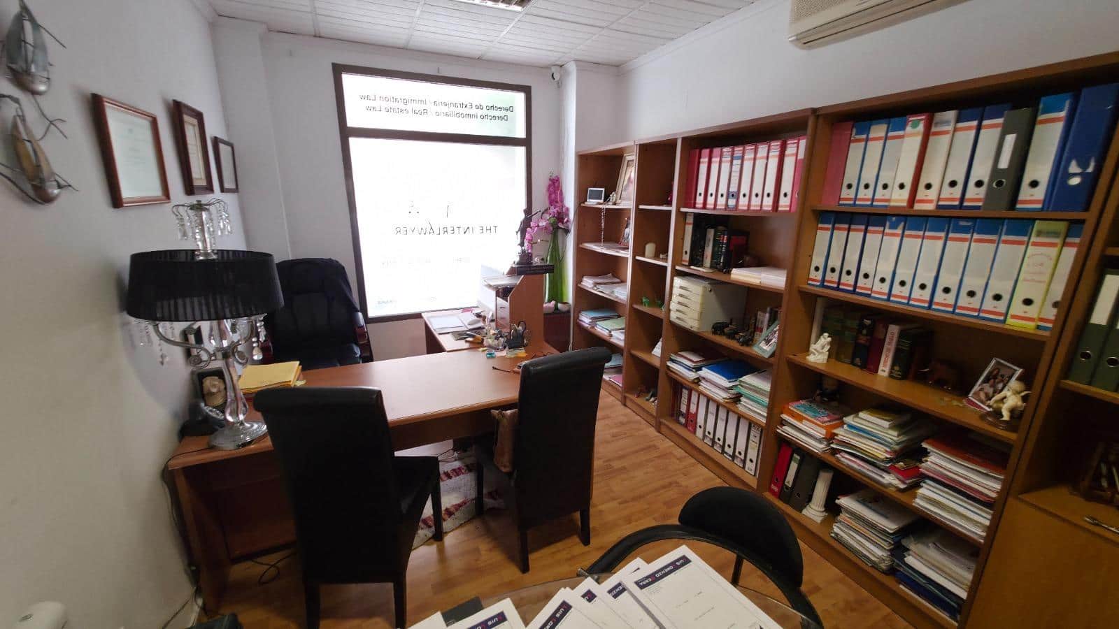 Commercieel te koop in Guardamar del Segura - € 119.000 (Ref: 10177158)