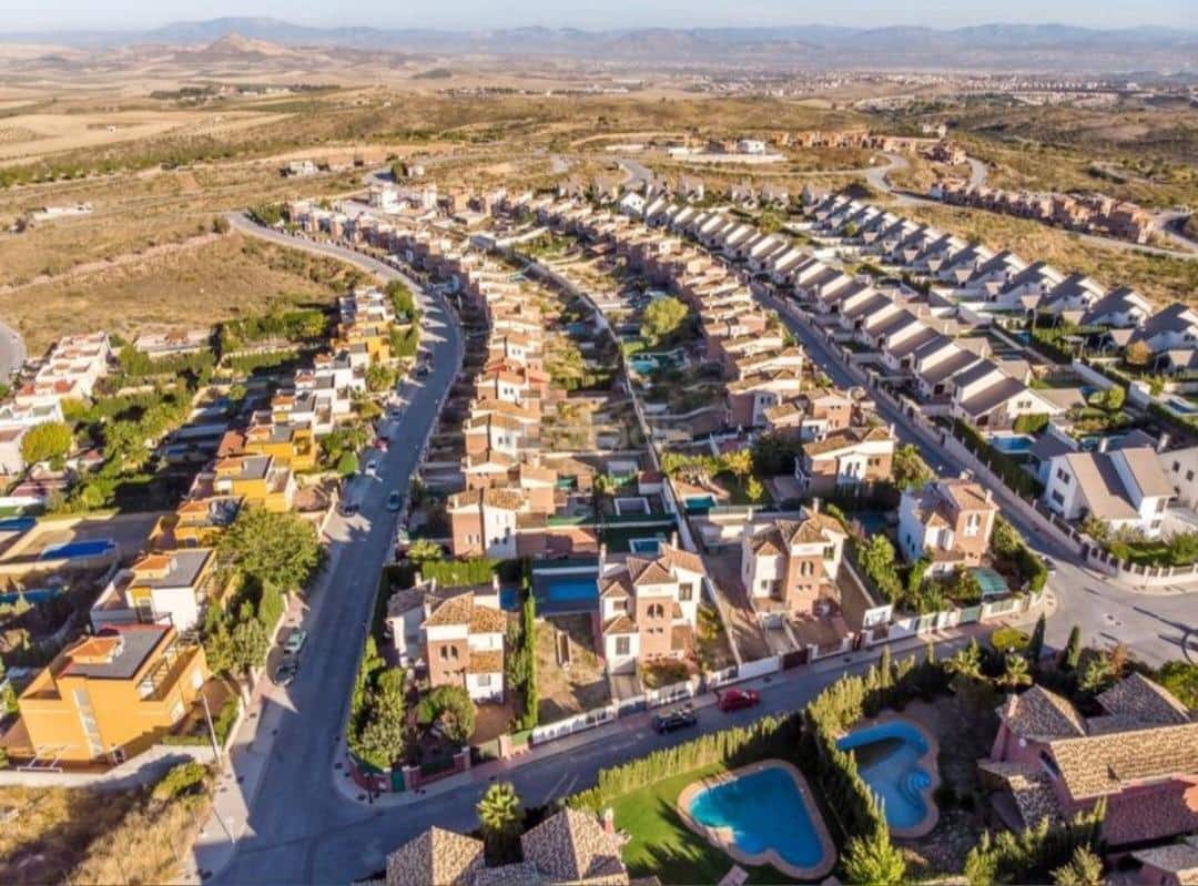 Byggetomt til salgs i Granada by - € 140 000 (Ref: 10177160)