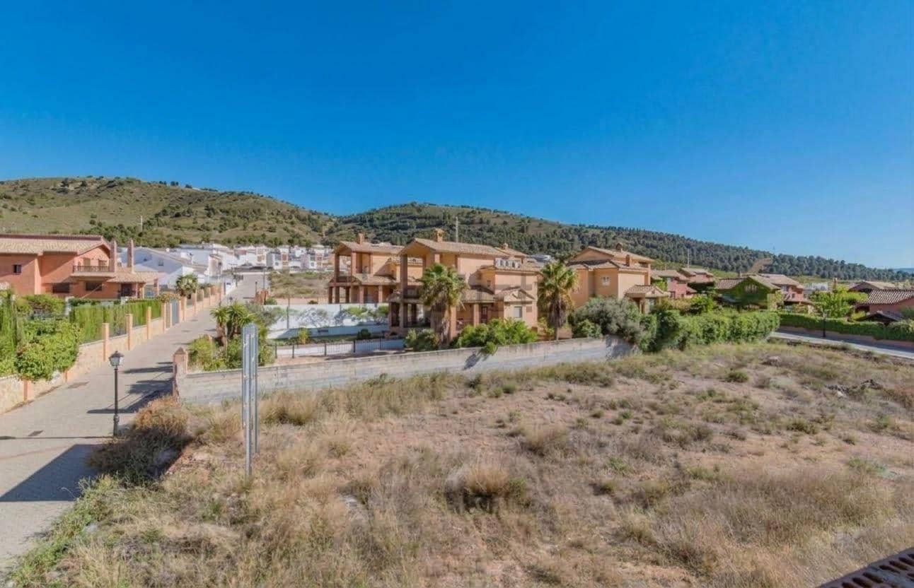 Byggetomt til salgs i Granada by - € 140 000 (Ref: 10177160)