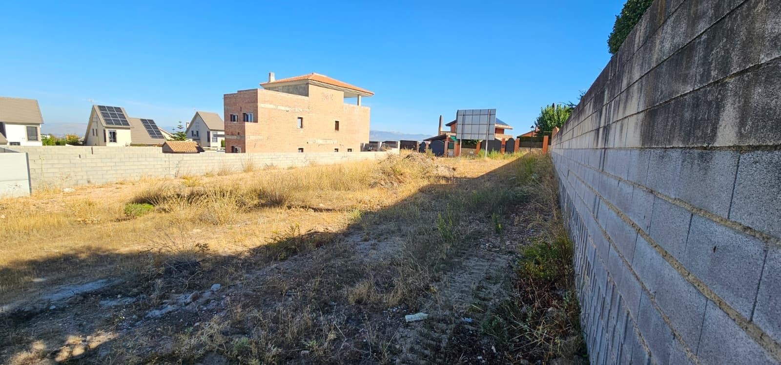 Byggetomt til salgs i Granada by - € 140 000 (Ref: 10177160)