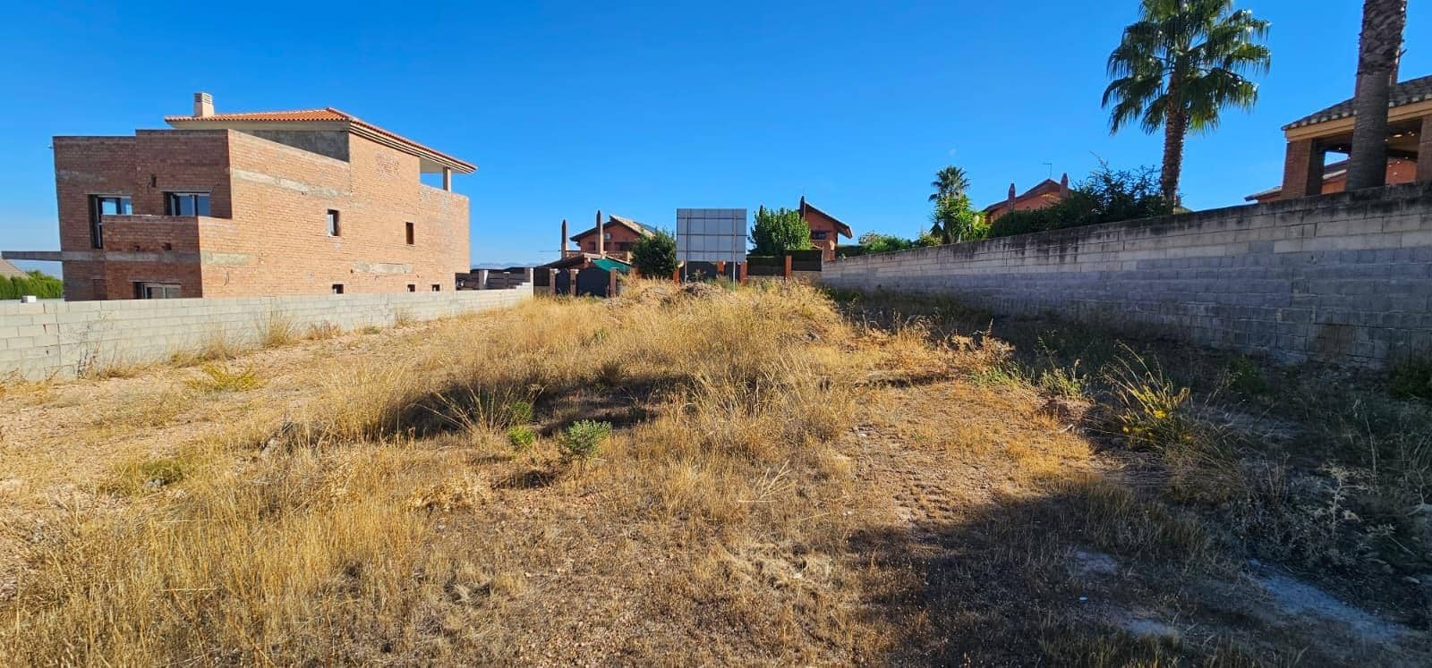Byggetomt til salgs i Granada by - € 140 000 (Ref: 10177160)