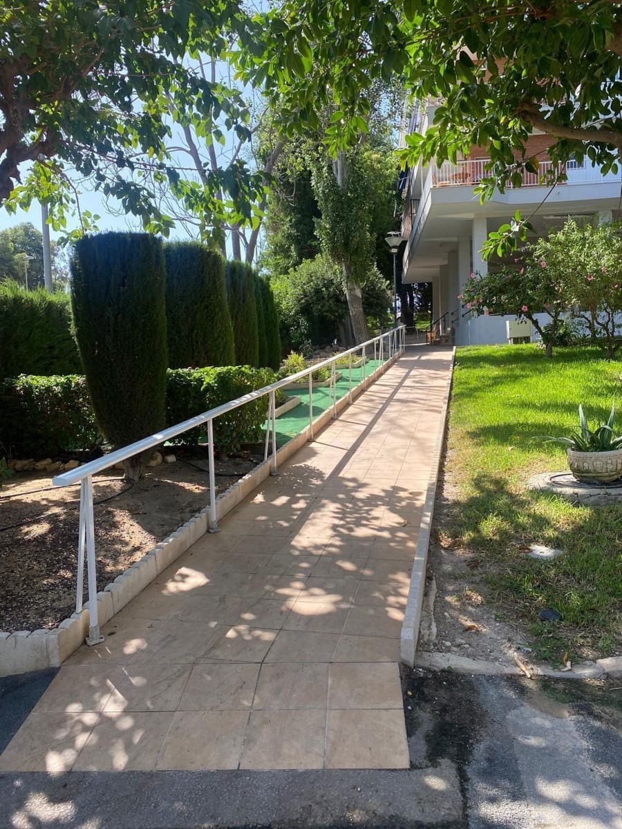 4 slaapkamer Flat te koop in Playa de San Juan met zwembad - € 320.000 (Ref: 10180617)