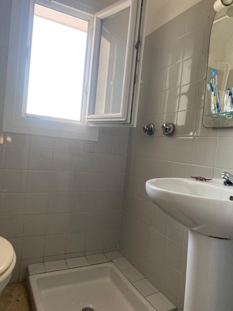 4 slaapkamer Flat te koop in Playa de San Juan met zwembad - € 320.000 (Ref: 10180617)