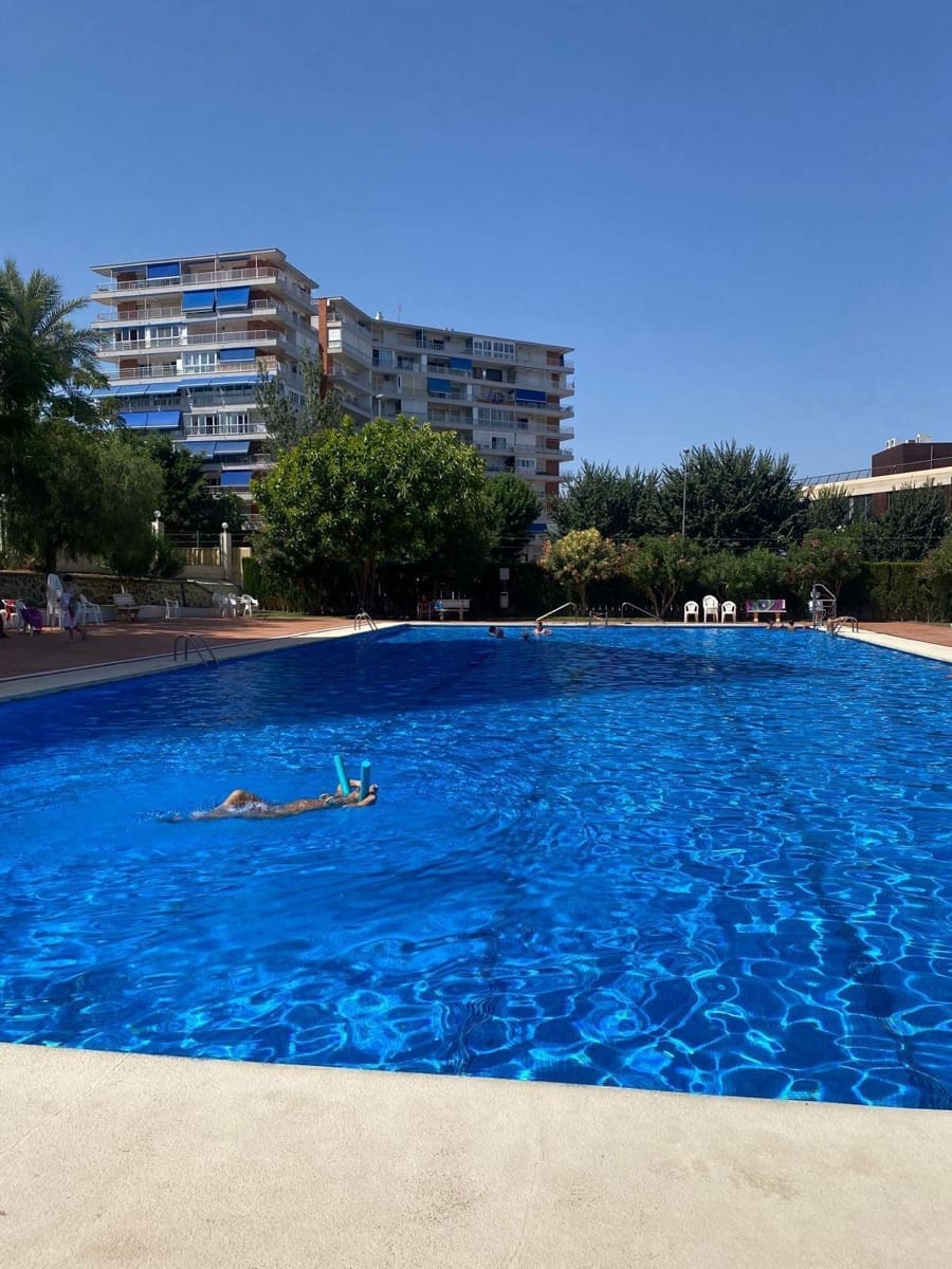 4 slaapkamer Flat te koop in Playa de San Juan met zwembad - € 320.000 (Ref: 10180617)