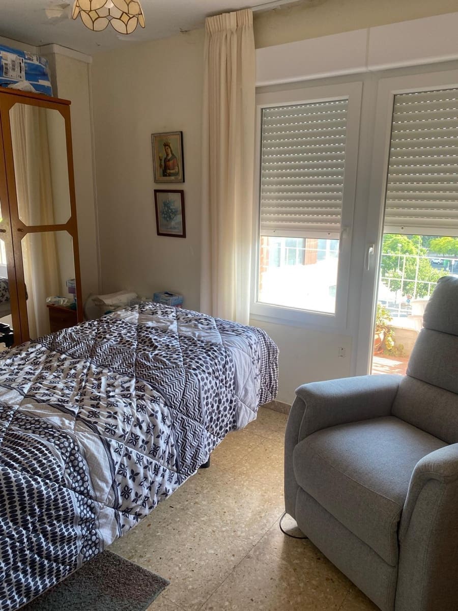 4 slaapkamer Flat te koop in Playa de San Juan met zwembad - € 320.000 (Ref: 10180617)