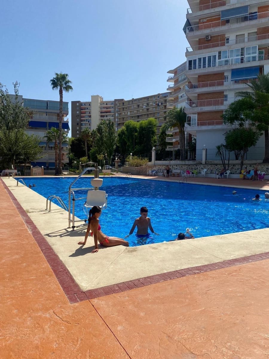 4 slaapkamer Flat te koop in Playa de San Juan met zwembad - € 320.000 (Ref: 10180617)